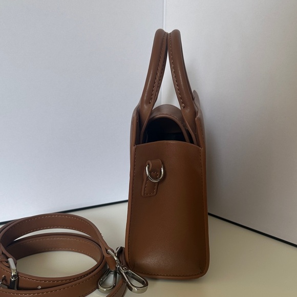 Brandon Blackwood ESR Handbag with Strap - Picture 6 of 11